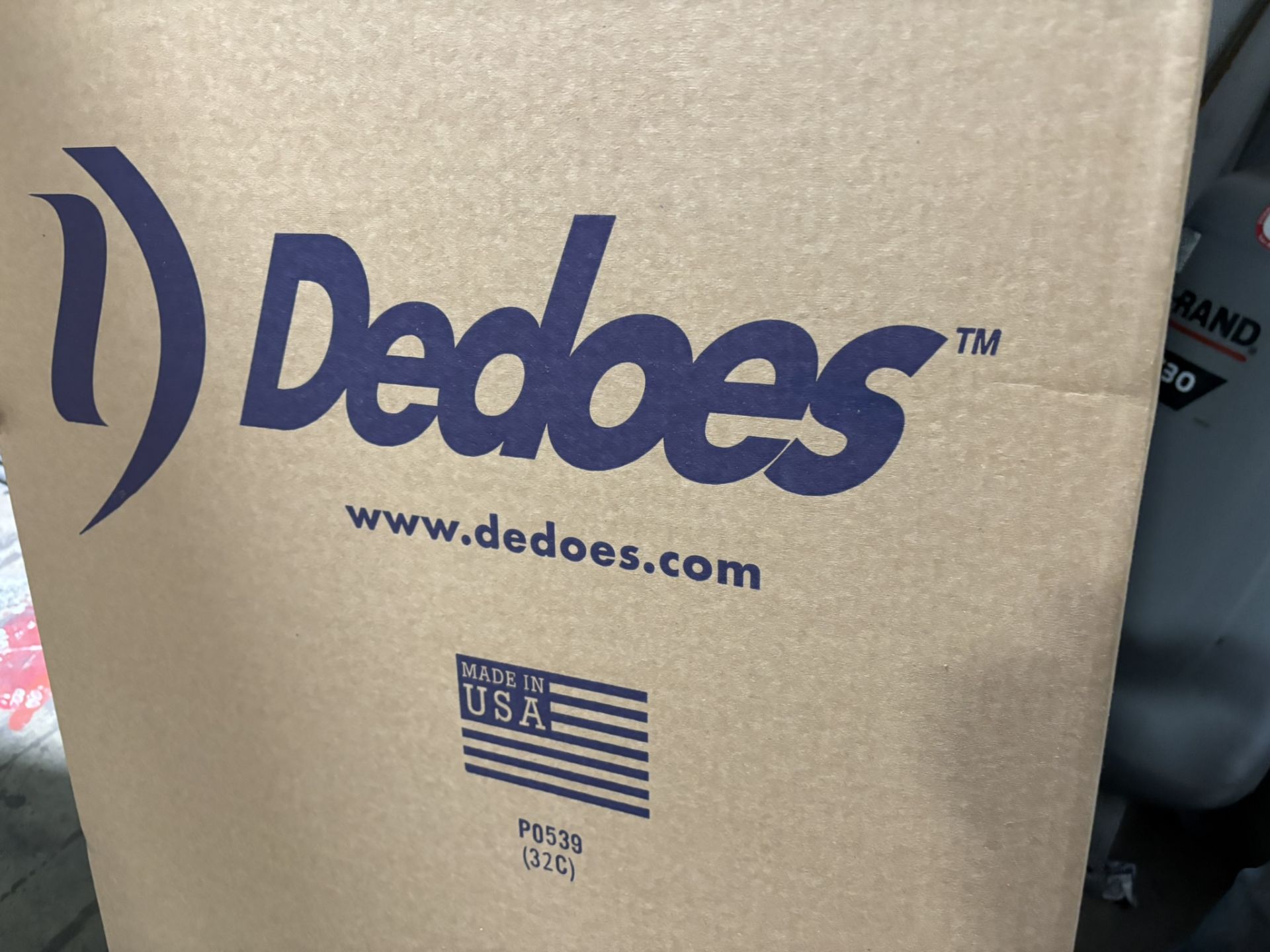 Dedoes Paint Shaker (new in box) 800214PPG-S