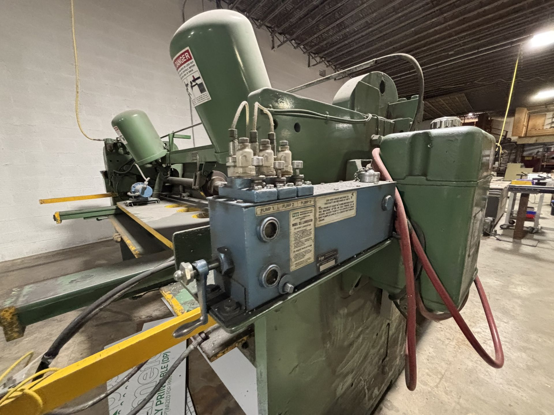 Cincinnati Mechanical Power 2CC10 Shear S/N 44483 - Image 2 of 7