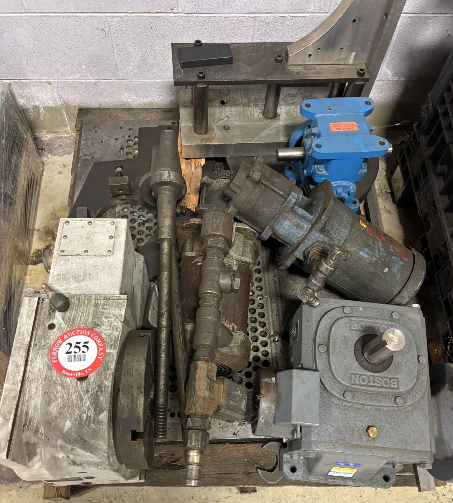 Contents of Pallet - Boston Worm Gear Speed Reducer, Other Misc Machine ...