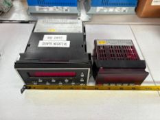 RED LION CONTROLS GEM 2 DIGITAL COUNTER, 115 VAC, 50/60 HZ, 12 VDC, RELAY CONTACTS: 5A, RESISTIVE;