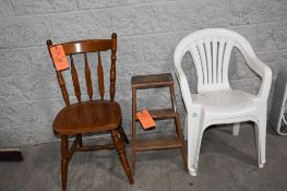 (3) CHAIRS: 1-WOODEN, 2-PLASTIC & WOODEN TWO STEP LADDER