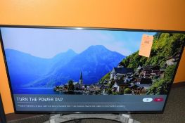 LG TV, 60"