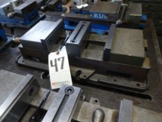 KURT 6 IN. DOUBLE MACHINE VISE