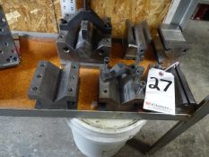 LOT (6) ASSORTED V BLOCKS