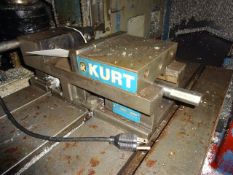 KURT 6 IN. MACHINE VISE
