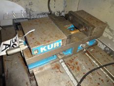 KURT 6 IN. MACHINE VISE
