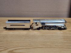 AMERICAN FLYER 356 SILVER BULLET STEAM LOCOMOTIVE AND TENDER