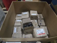 19 BOXES OF PHOENIX CAPITAL 3/8" PIPE TEE FITTINGS - 25 PER BOX