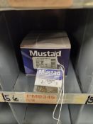 13 PACKS OF MUSTAD CENTRAL DRAUGHT FISHING HOOKS SIZE 28