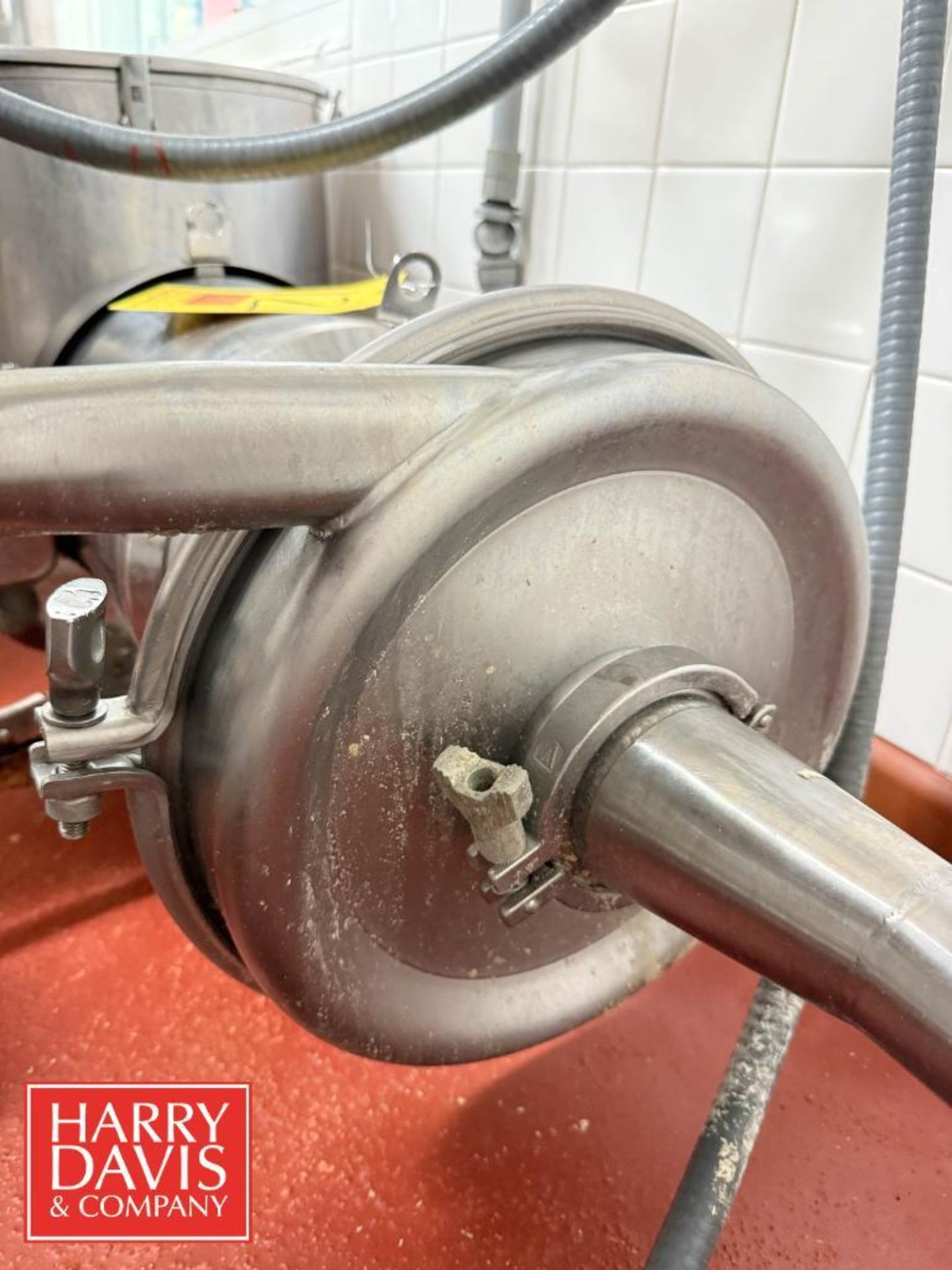 Alfa Laval Centrifugal Pump with Sterling S/S 7.5 3,525 RPM Motor: Mounted on S/S Base - Image 2 of 3