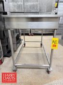 Portable S/S Drain Table: 52