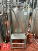 200 Gallon Dome-Top, Slope-Bottom S/S Tank