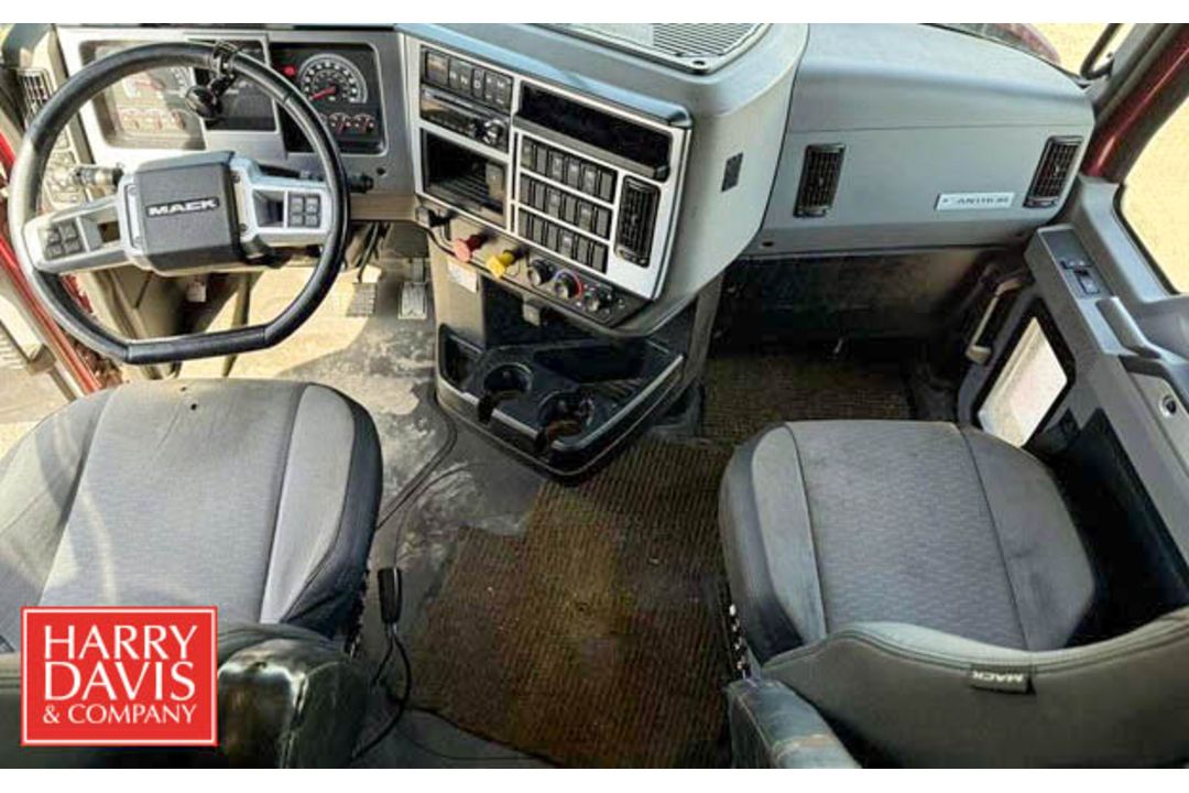 2020 Mack Anthem 64T Diesel Sleeper Truck Tractor with Auxiliary Power Unit, Vin#: 1M1AN4GY2LM014603 - Image 17 of 18