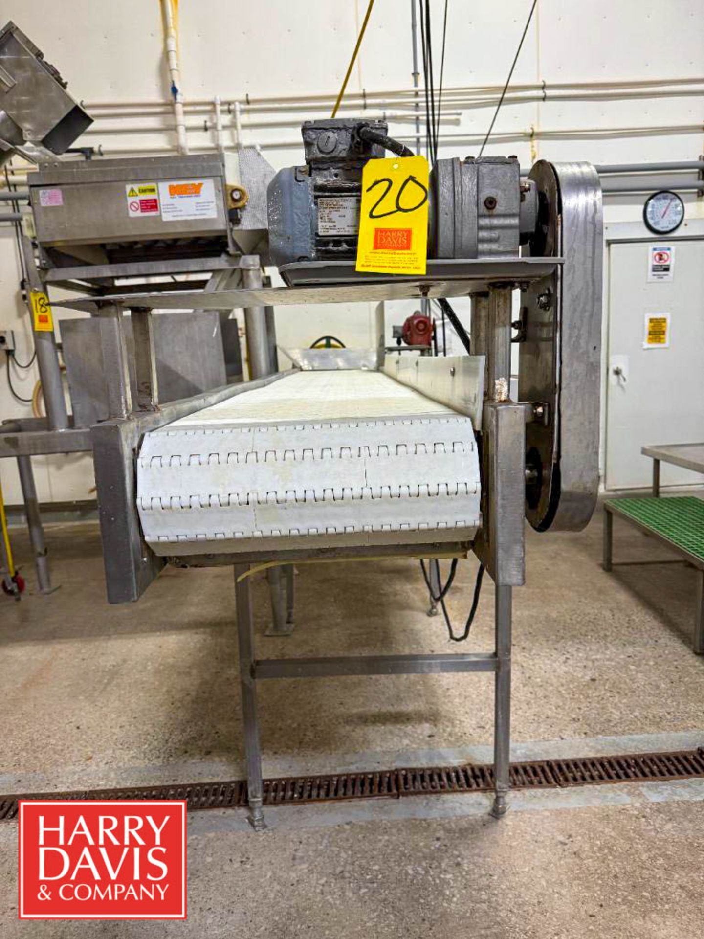 Conveyor with Drive: 124" x 17.5", 80" x 8" (Subject to BULK BID: Lot 6) - Image 3 of 7