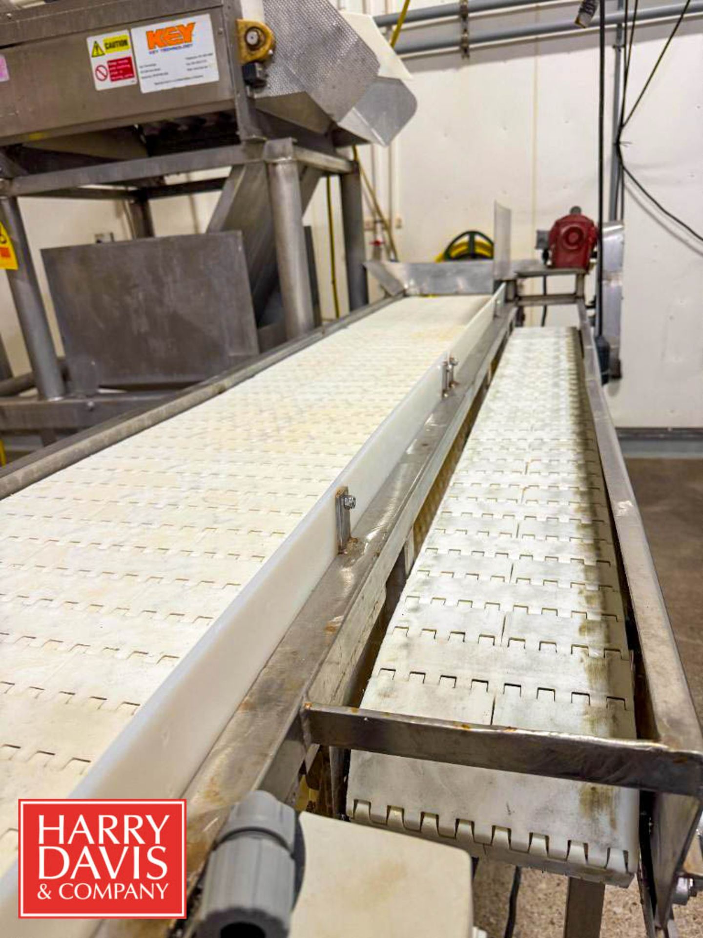 Conveyor with Drive: 124" x 17.5", 80" x 8" (Subject to BULK BID: Lot 6) - Image 7 of 7