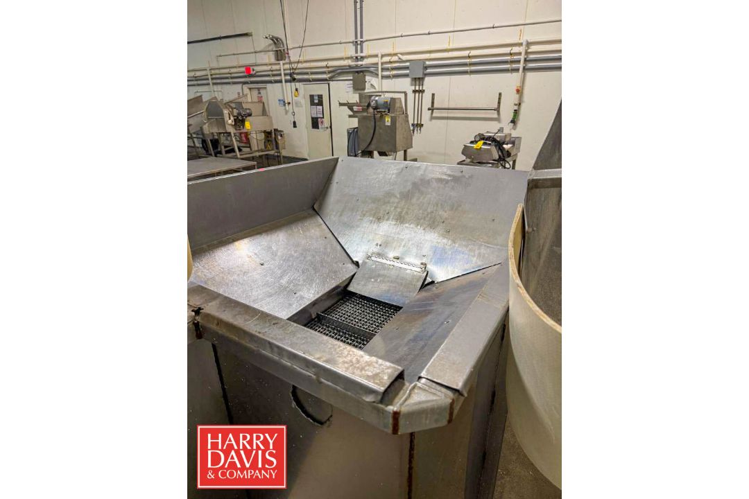 S/S Dip Tank with Elevator Bucket Conveyor: 6' x 5' (Subject to BULK BID: Lot 6) - Image 8 of 10