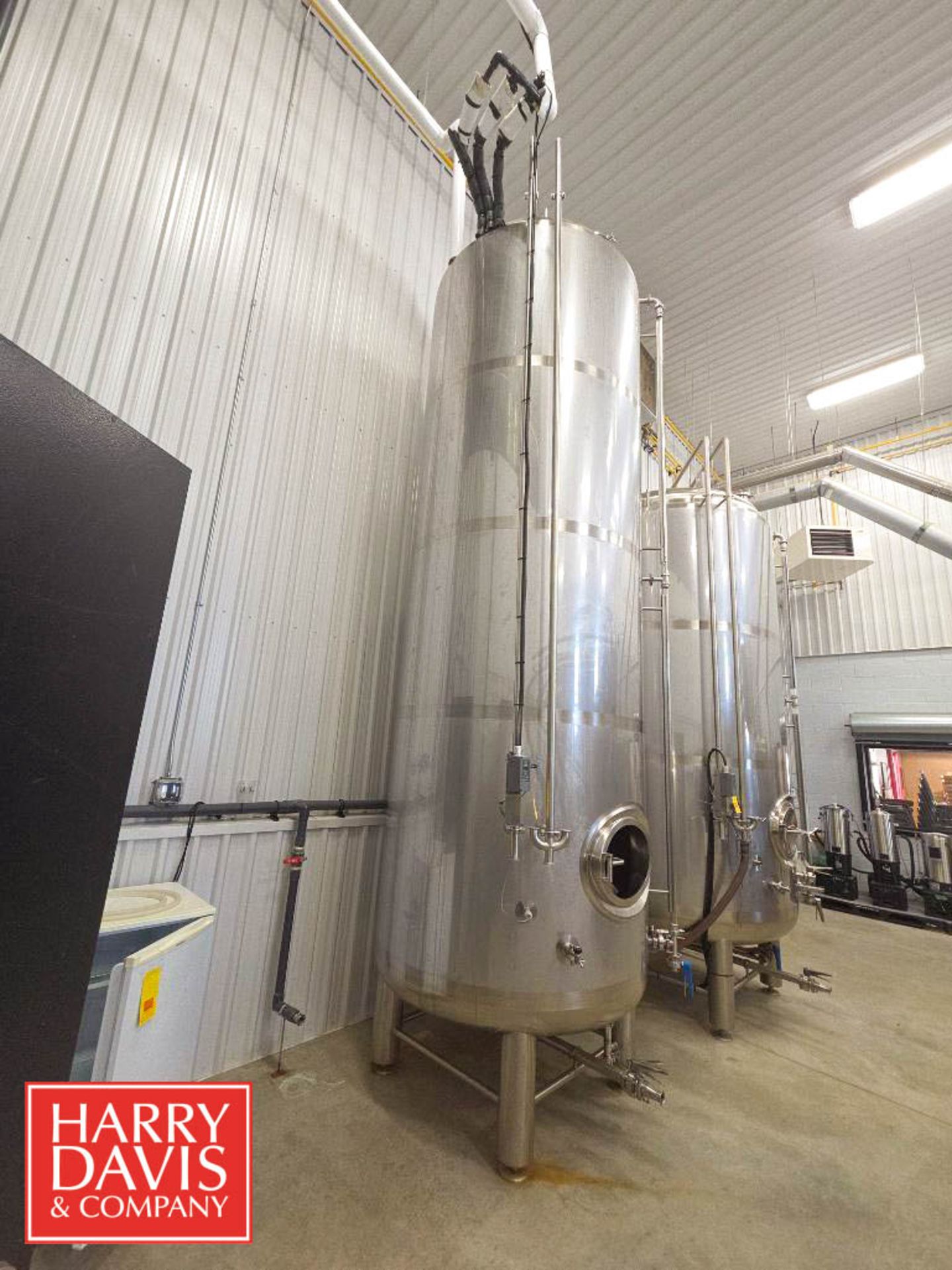 Agosea Canada 60HL (50.32 Barrels) Jacketed Insulated Cold Liquor Tank with Tank Mounted Temperature - Image 3 of 3