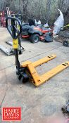 Uline 5,500 LB Capacity Pallet Jack, Model: H-1043