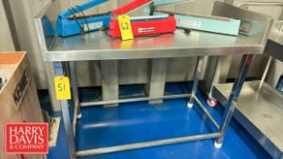 S/S Table: 48“ x 24” x 34”