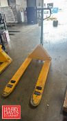Manual 5,500 LB Capacity Pallet Jack