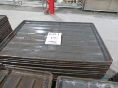 Baking Sheet Pans: 18