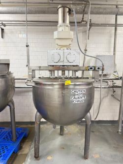 Hamilton 150 Gallon S/S Kettle, S/N: A3117 with Paddles and Side Scrape Agitation