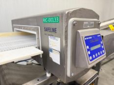 Mettler Toledo Safeline Metal Detector, S/N: 35433 with Aperture: 22” Width x 3