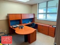 Desk and (2) Chairs
