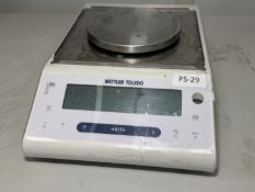 Mettler Toledo Scale