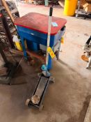 Hydraulic Floor Jack (Location: Wrens, GA)