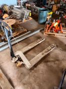 Crown Pallet Jack (Location: Wrens, GA)