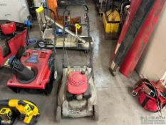 HONDA HARMONY HRB 215 GAS POWERED LAWN MOWER