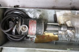 DUMORE 10-011 DIE GRINDER WITH LARGE QTY OF GRINDING BITS