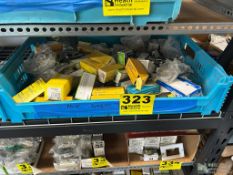 ASSORTED LEVITON/HUBBELL SINGLE POLE 15/20 AMP RECEPTACLES IN BIN