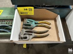 (2) ASSORTED WHITNEY HAND PUNCHES