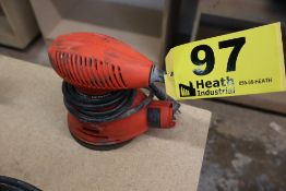BLACK & DECKER R0100 ORBITAL PALM SANDER