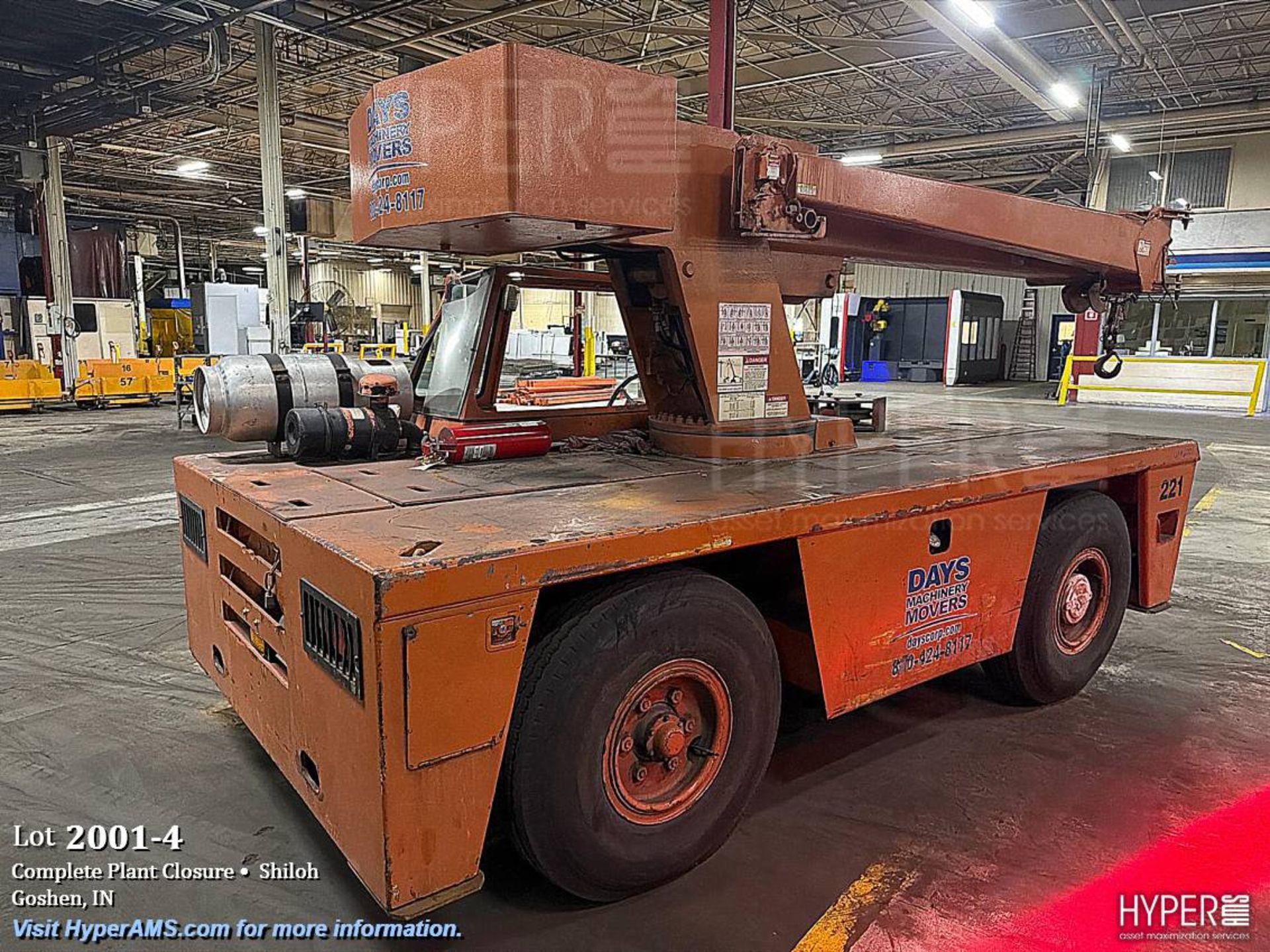 Broderson IC-80-2F Carry Deck Crane - 16,000 lb. Capacity, 30 ft Boom - Image 4 of 12