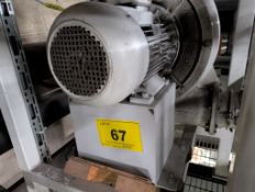 AIR RING BLOWER (LOCATED IN MONTREAL, QUEBEC) (RIGGING FEE $125)