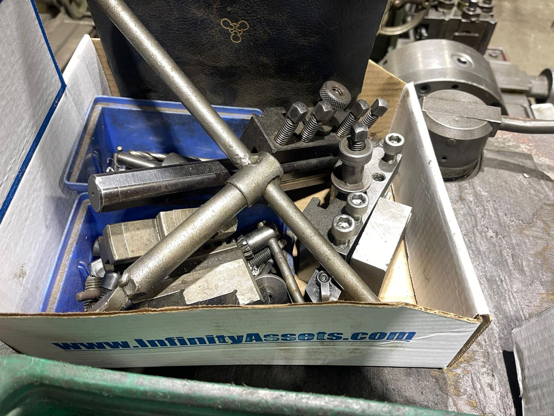 Howa Tool Pot HOWA SANGYO 430X1500 LATHE, 3-JAW CHUCK, TAILSTOCK, TOOL POST, STEADY ...