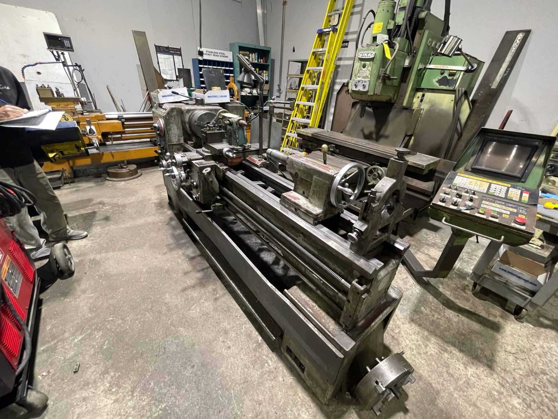 Howa Tool Pot HOWA SANGYO 430X1500 LATHE, 3-JAW CHUCK, TAILSTOCK, TOOL POST, STEADY ...
