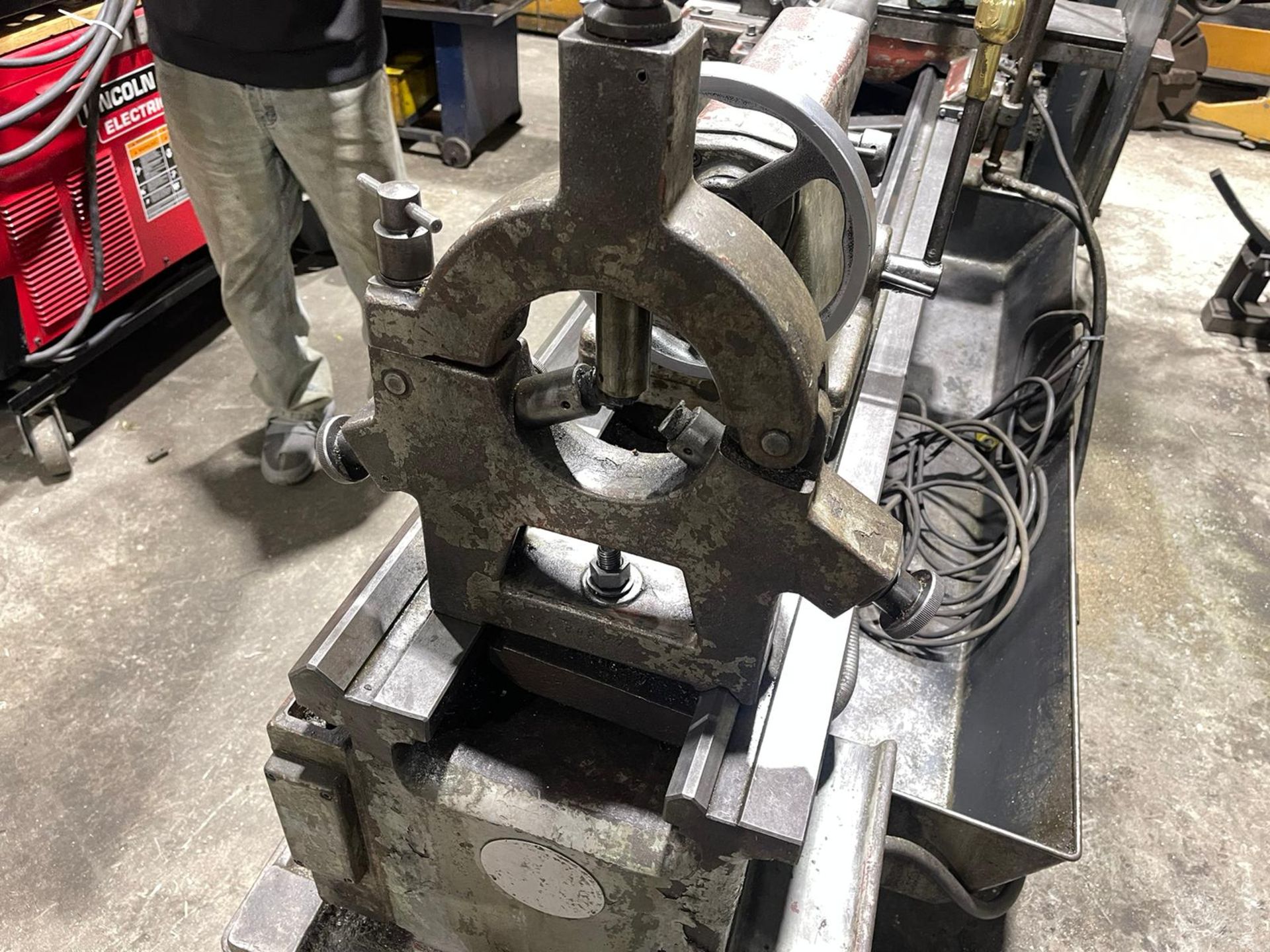 Howa Tool Pot HOWA SANGYO 430X1500 LATHE, 3-JAW CHUCK, TAILSTOCK, TOOL POST, STEADY ...