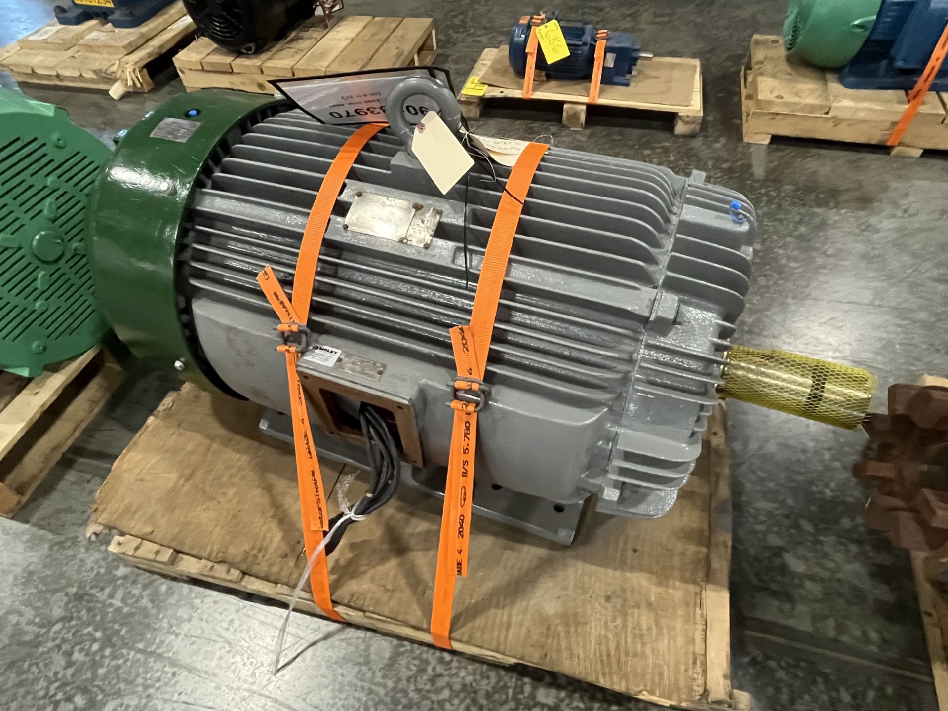 OPTIM AEHH-8N 200HP, 1186 (RPM), FRAME: 449T, 460V 3 PHASE, 230 AMPS ...