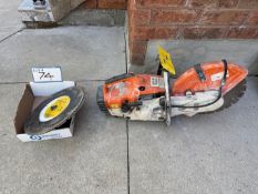 STIHL TS400 GAS POWERED CUTOFF SAW, 12" W/ (2) EXTRA BLADES (LOCATED IN WOODBRIDGE, ONTARIO)