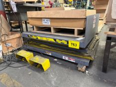 PENTALIFT LIFT TABLE W/ FOOT PEDAL CONTROL