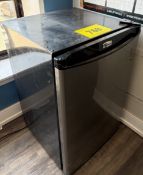 DANBY BAR FRIDGE