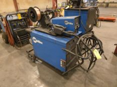 Miller Deltaweld 652 Welder w/ 70 Series Wire Feeder