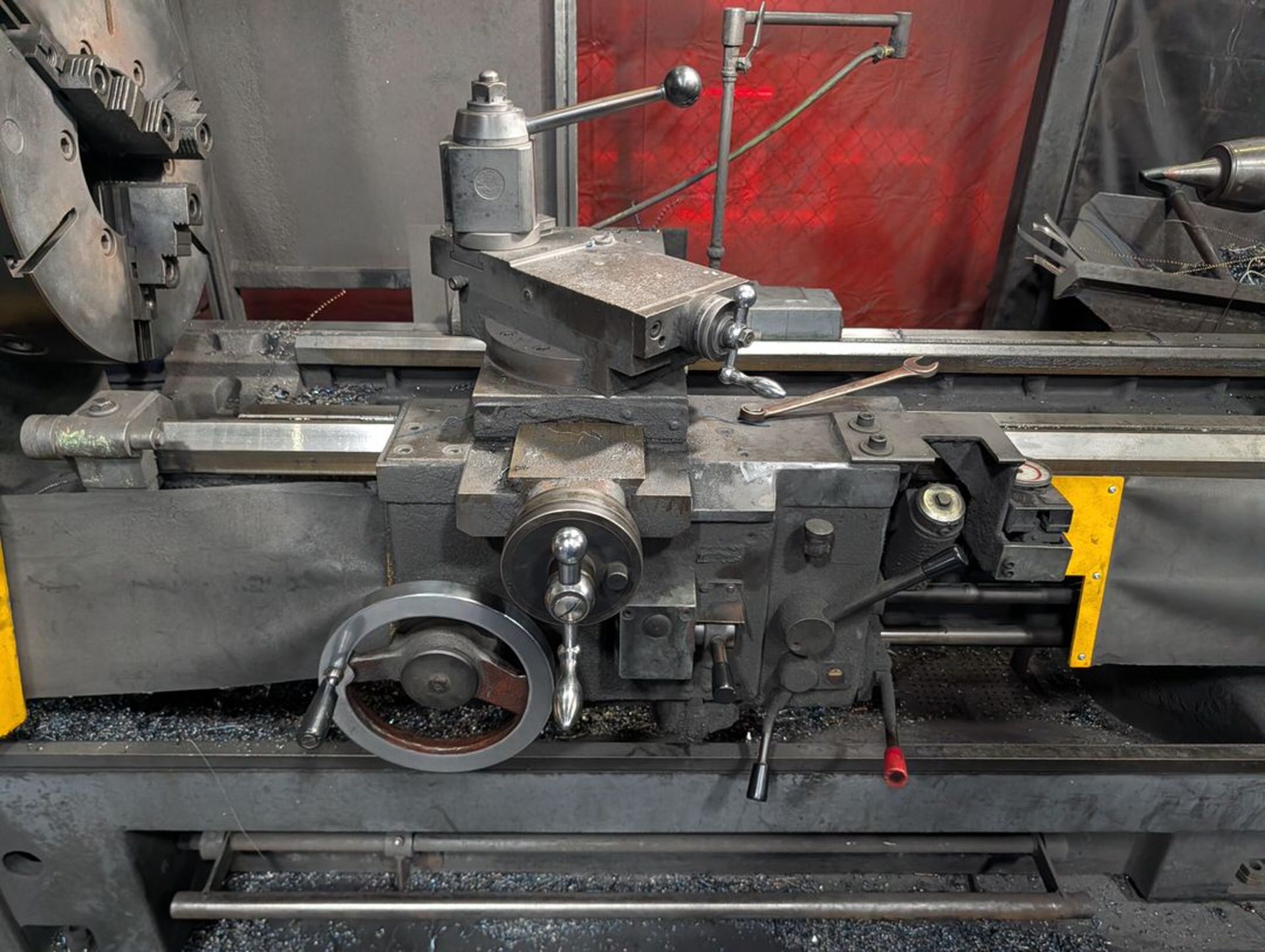 Hwacheon Manual Lathe Apprx. 20" 3-Jaw Chuck, Apprx. 76" distance between centers, , Apprx. 24-26" - Image 3 of 16