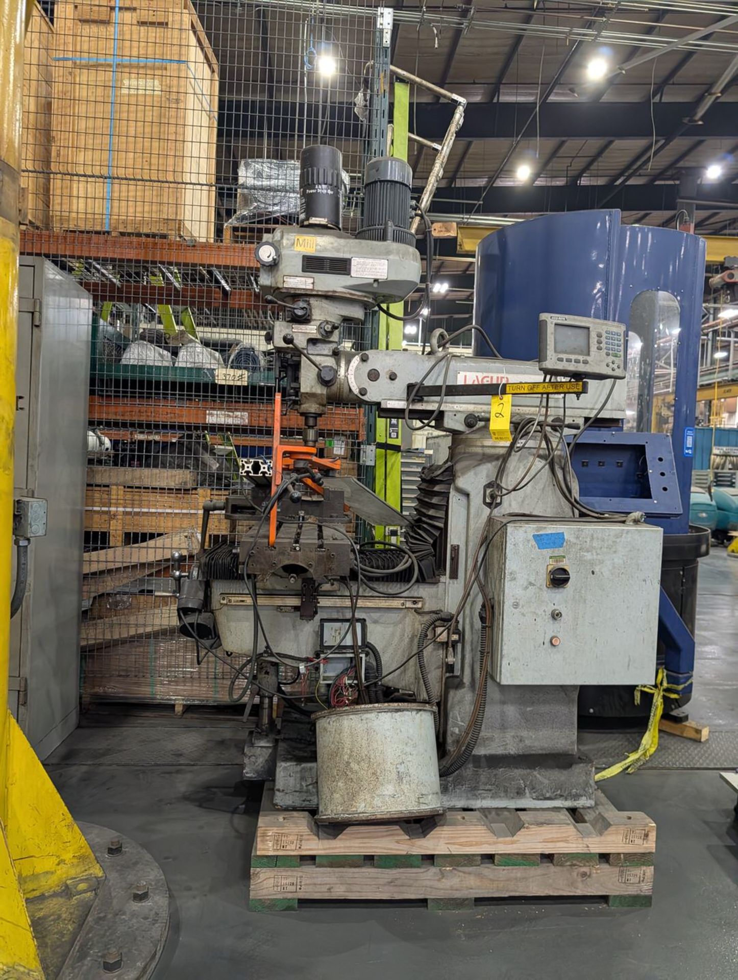 Lagun Deluxe-3L Milling Machine 11"x58" Table; W/ Acu-Rite Control; W/ Safety Guard (Parts only - Image 2 of 11