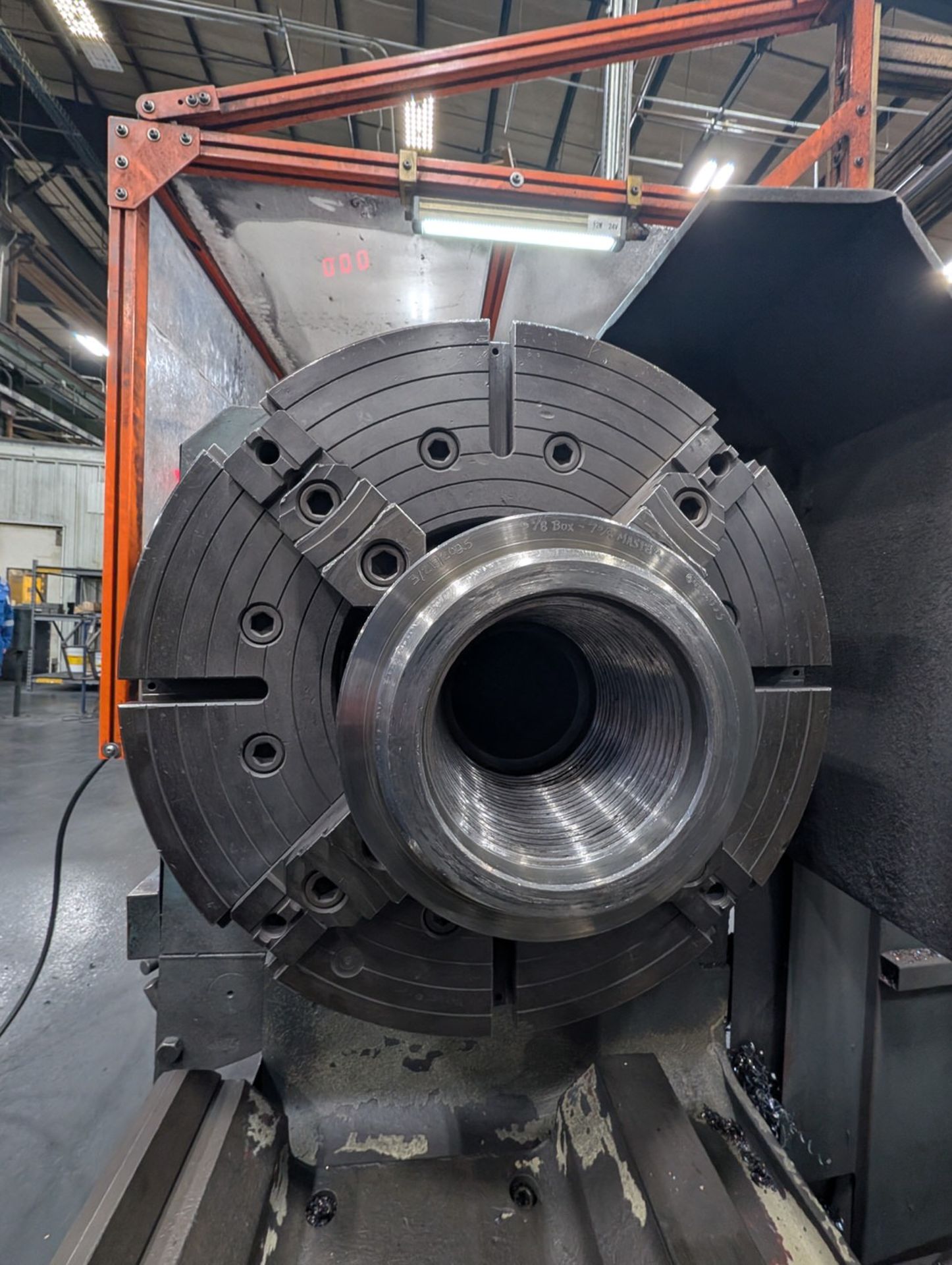 2009 Kuraki PA3512030 Manual Lathe 28" 4-Jaw Chuck; 460/3/60; Apprx. 120" distance between - Image 4 of 17