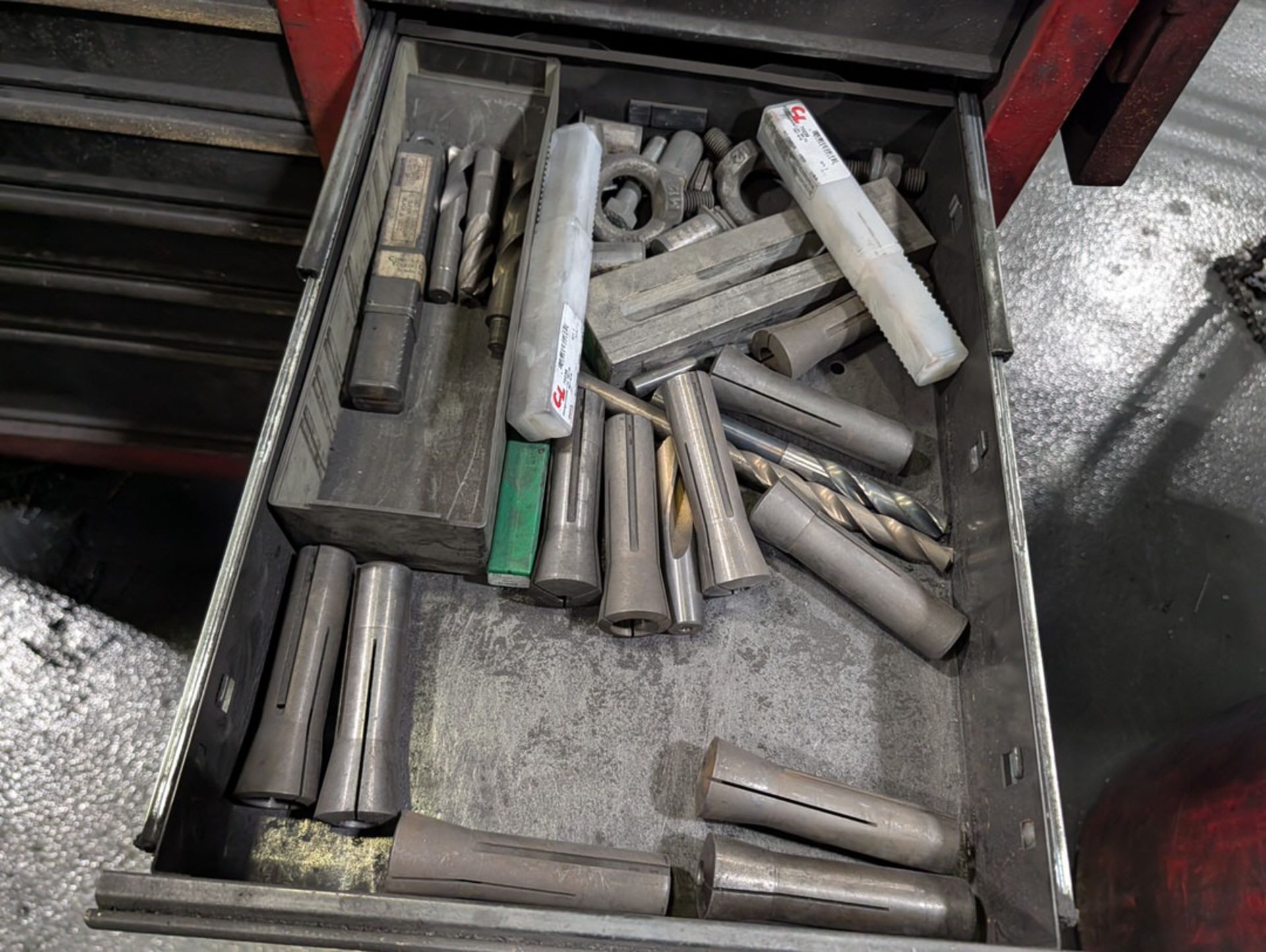 Craftsman Rolling Tool Box W/ Assorted tooling - Image 13 of 16
